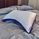 Snuuddle Arc Pillow in Singapore with ergonomic neck support and cooling comfort